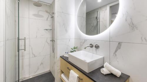 Oaks Queenstown Shores Resortにあるバスルーム
