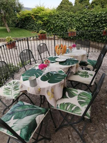 Κήπος έξω από το B&B Ronco degli Ulivi