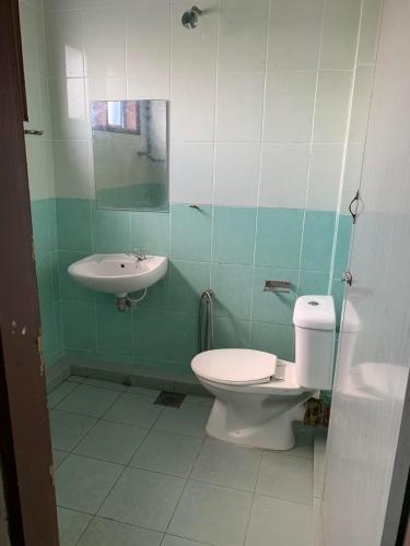 Bilik mandi di HOTEL MIRAMA 美麗華酒店