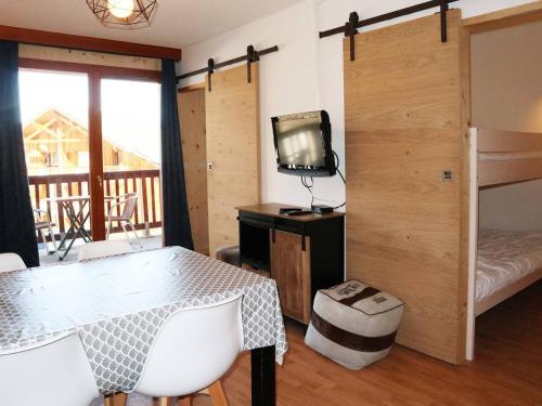 Appartement rénové avec piscine, sauna, hammam et wifi aux Orres 1800 - FR-1-322-278