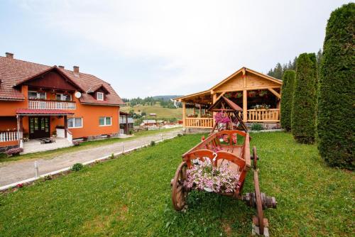Zahrada ubytování Casa VLC Punct Gastronomic Local Bilbor