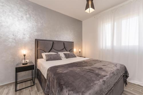 Luxury D Apartments