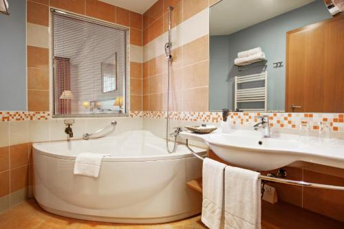 Koupelna v ubytování Grand Hotel Primus - Terme Ptuj - Sava Hotels & Resorts