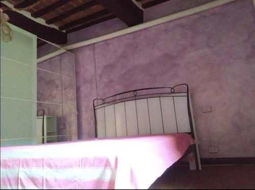 Posteľ alebo postele v izbe v ubytovaní Casa Contadina in borgo medievale, Tuscany