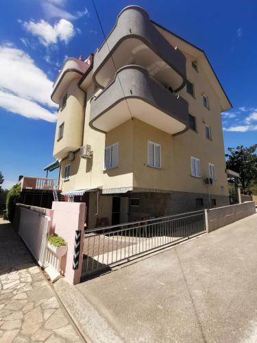 Apartmani Ruža