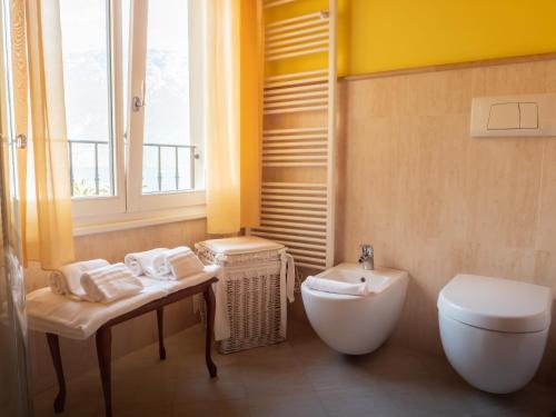 Koupelna v ubytování Albergo Ristorante Montebaldo