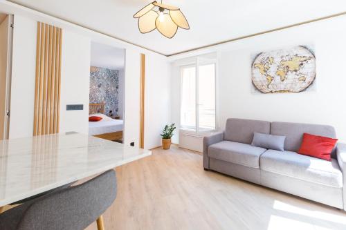 Кровать или кровати в номере VILLA RENAISSANCE - MONACO - 2 PIECES - Parking