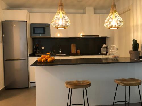 Köök või kööginurk majutusasutuses Modern 2 bedroom ground Apartment at Alhaurin Golf