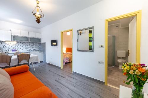 Predel za sedenje v nastanitvi Apartment Fiorenini