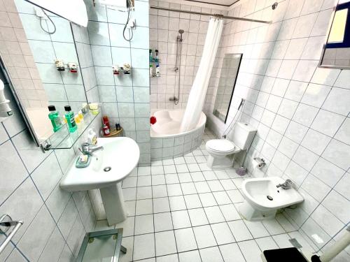 Gallery image of Abha Lake View Villas - 4 Bedrooms & 4 Bathrooms in Abha