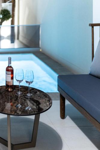 Gallery image of Ammos Luxury Apartments in Nea Vrasna