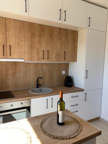 Η κουζίνα ή μικρή κουζίνα στο Sunshine & Cozy Apartment