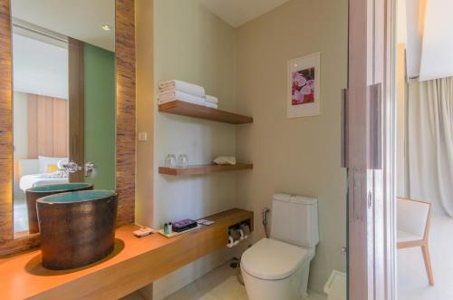 Salle de bains dans l'établissement Siamdasada Khaoyai