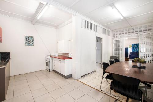 Kuchyň nebo kuchyňský kout v ubytování Strand Motel