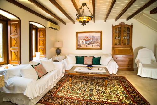 Posezení v ubytování R&G luxury accommodation Kalymnos villa