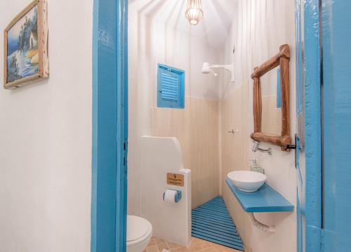 Bilik mandi di Pousada Villa Zen