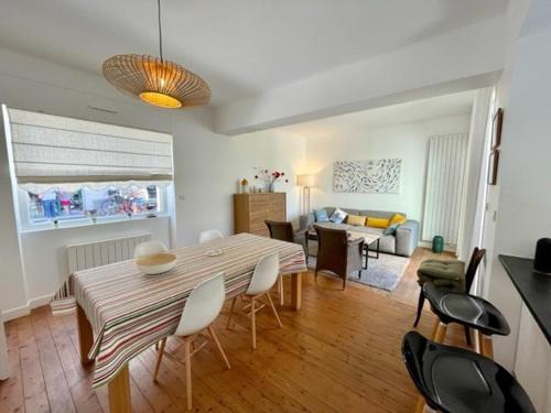 Maison atypique 5 pièces 160m², centre Quiberon, proche plage et commerces - FR-1-478-227