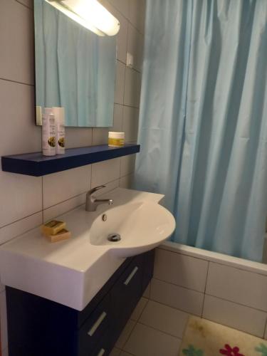 Gambar di galeri bagi Natassa House 1 di Agios Georgios Pagon