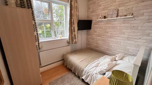 Gallery image of Wild Atlantic Stay Cottage in Galway