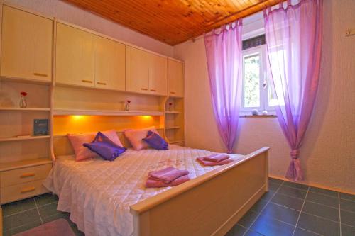 Posteľ alebo postele v izbe v ubytovaní Apartment Luka 2192