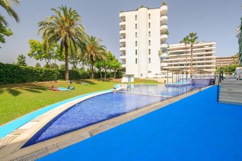 UHC MONTECARLO APARTMENTS, Salou – Updated 2022 Prices