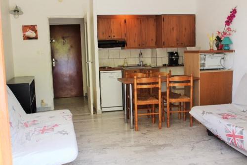 HYERES STUDIO 35m² Balcon