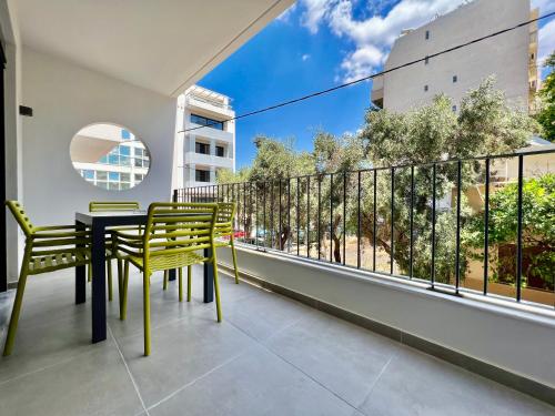 Imagen de la galería de M & M boutique apartments, en Atenas