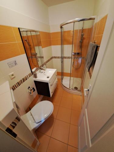 A bathroom at U Bernardýna