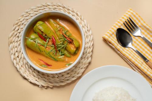 Jídlo v hotelu nebo okolí