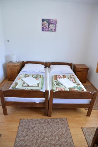 Postel nebo postele na pokoji v ubytování Apartment Kolonija