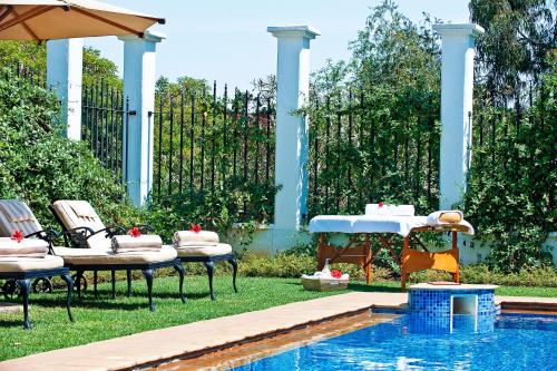 Kolam renang di atau dekat dengan The Manor at Ngorongoro