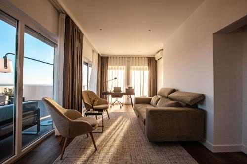 Equador Penthouse by Olala Homes