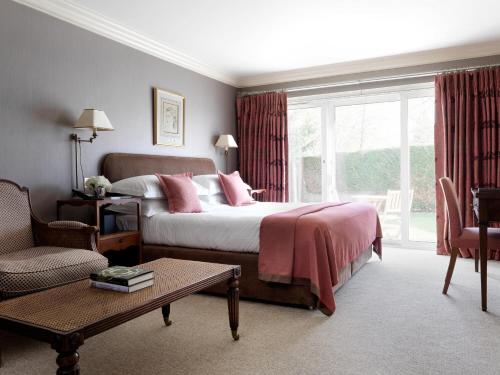 Ліжко або ліжка в номері The Vineyard Hotel & Spa