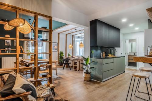 LUNDA- 2 Bedroom Apartment in Malasaña