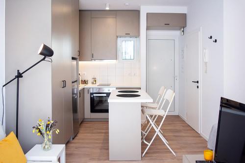 Stylish Modern Studio, Chalkida centre, seaside