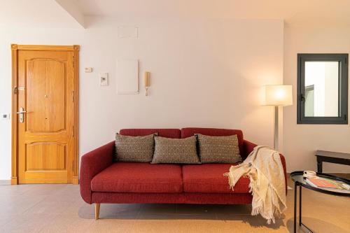 Imagen de la galería de LUXURY HOLIDAYS SUITES, Playa de los Cristianos, en Los Cristianos