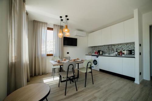 Η κουζίνα ή μικρή κουζίνα στο Welcome Traveller LA CASA DEGLI ACQUERELLI