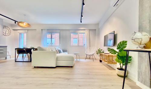 Latina Village – 2-Bedroom Apartment with Balcony