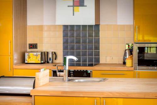 Achnagairn Estate - Self-catering Mini Manorsにあるキッチンまたは簡易キッチン
