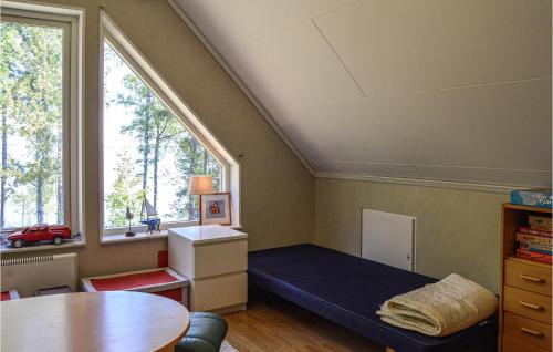 瑪麗費萊德的住宿－4 Bedroom Lovely Home In Mariefred，相簿中的一張相片