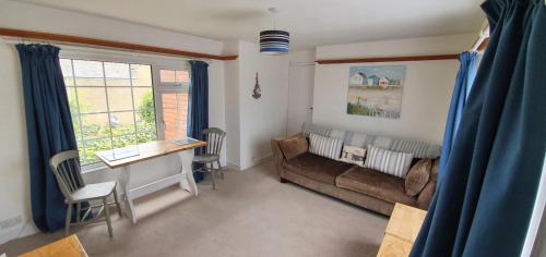 Gallery image of Beautiful 1 bedroom cottage with courtyard. in Kent