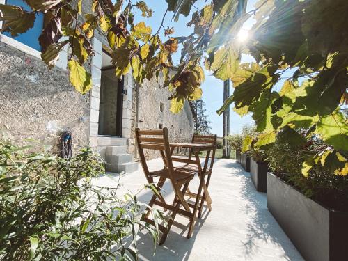 Ogród w obiekcie La Parenthèse, joli studio avec terrasse