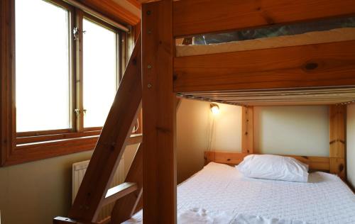 Holiday home on southern Gotland tesisinde bir ranza yatağı veya ranza yatakları