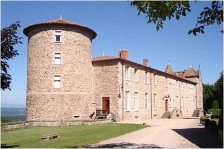 Gambar di galeri bagi Château De Vollore di Vollore-Ville