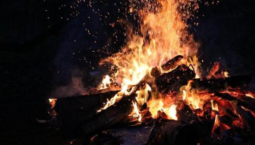 a bonfire with a bunch of flames and fire at The Sparrow Hotels in Soroti