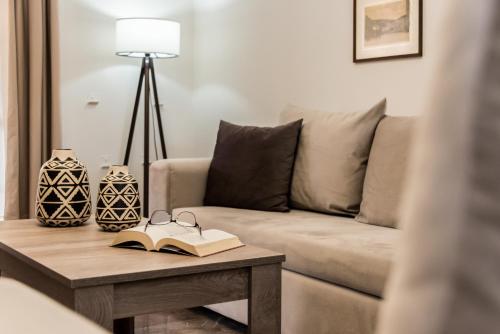 Magnolia Chic Apartment