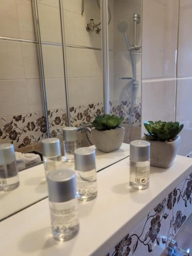 Rijeka apartment with free parking and large balcony