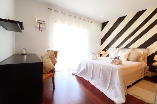 3-Bed Townhouse with pool in Albufeira Balaia