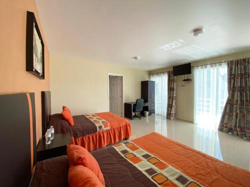 Gallery image of Hotel Lomas Inn in Gran Puerto