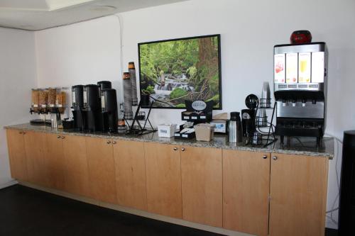a counter in a room with a counter top at Ramada by Wyndham Campbell River in Campbell River